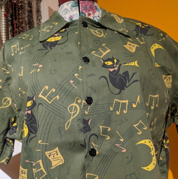 Kitschy witch shirt size small (man) - Picture 2 of 7